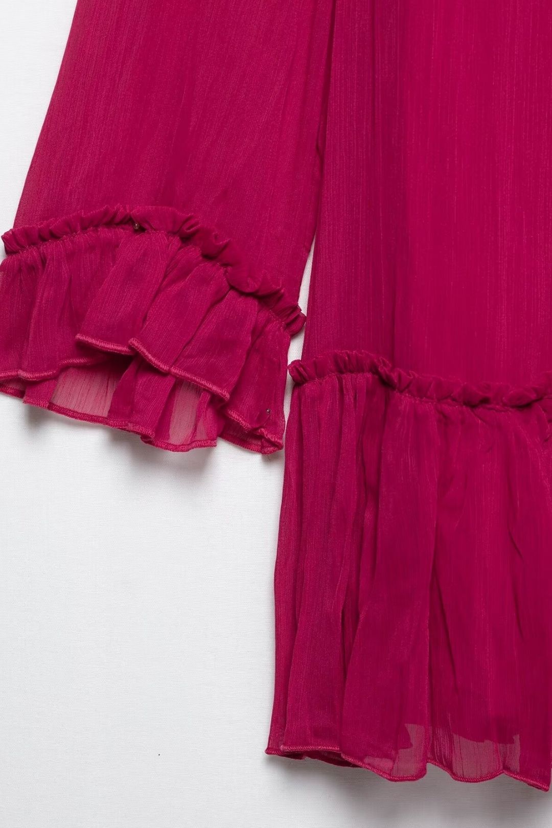 Simple V-neck Long-sleeved Wrinkle Effect Mini Dress