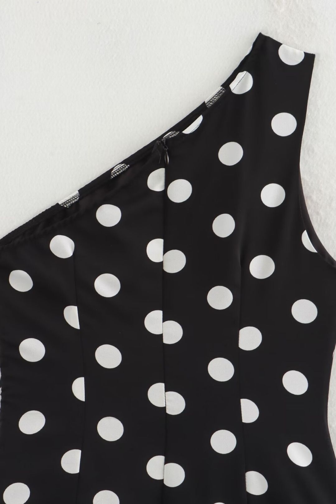 Waist Sleeveless Pleated Polka Dot Oblique Shoulder Short Dress