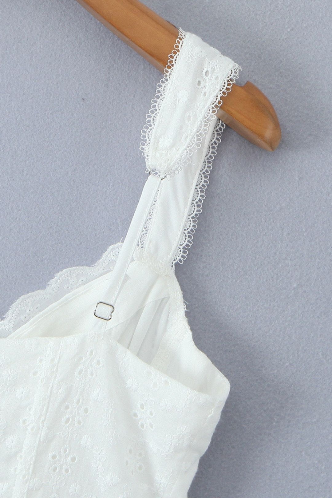 Flower Embroidery Lace Stitching Fishbone Suspender Top