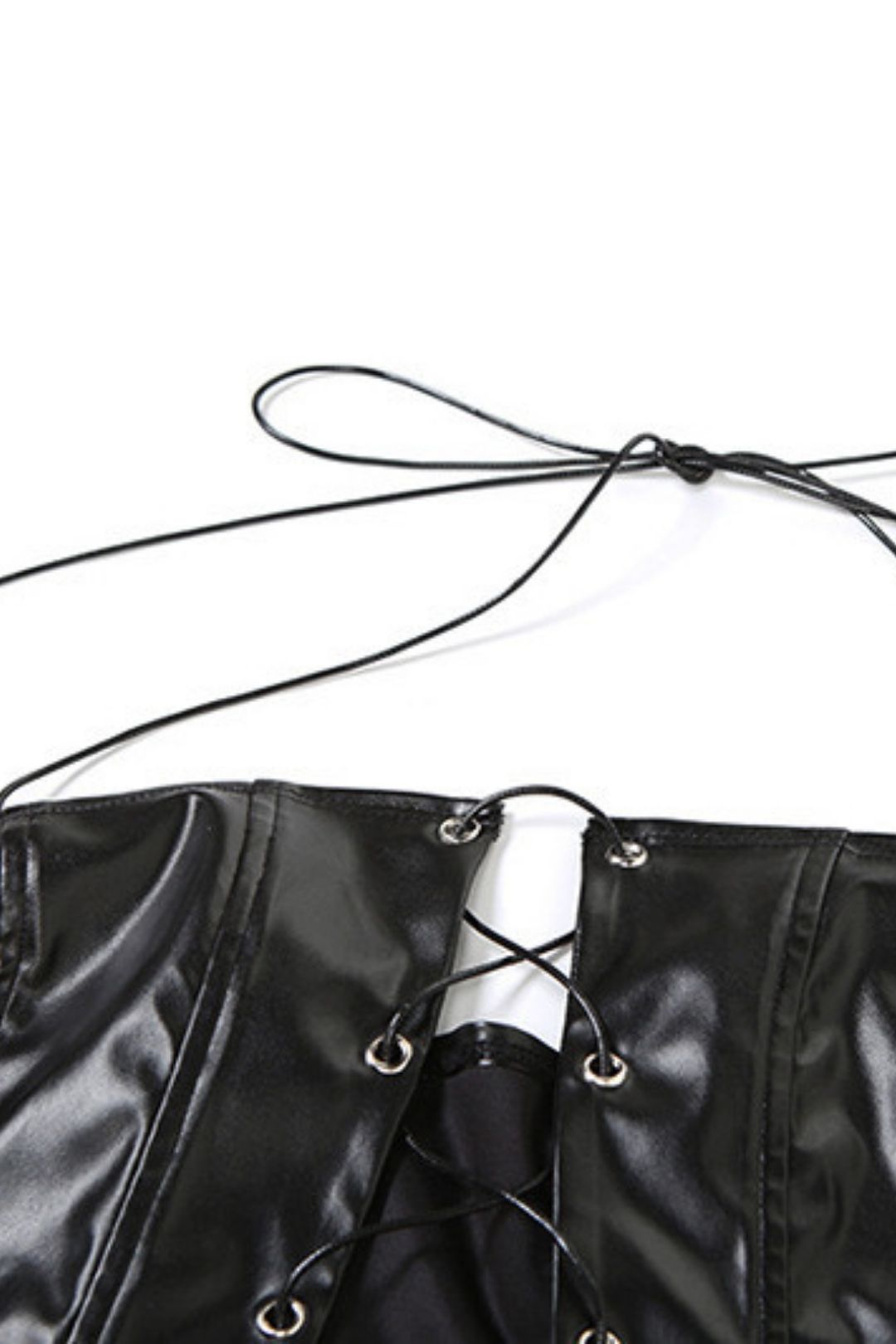 Leatherlace-upnecknudeslimpantssuit