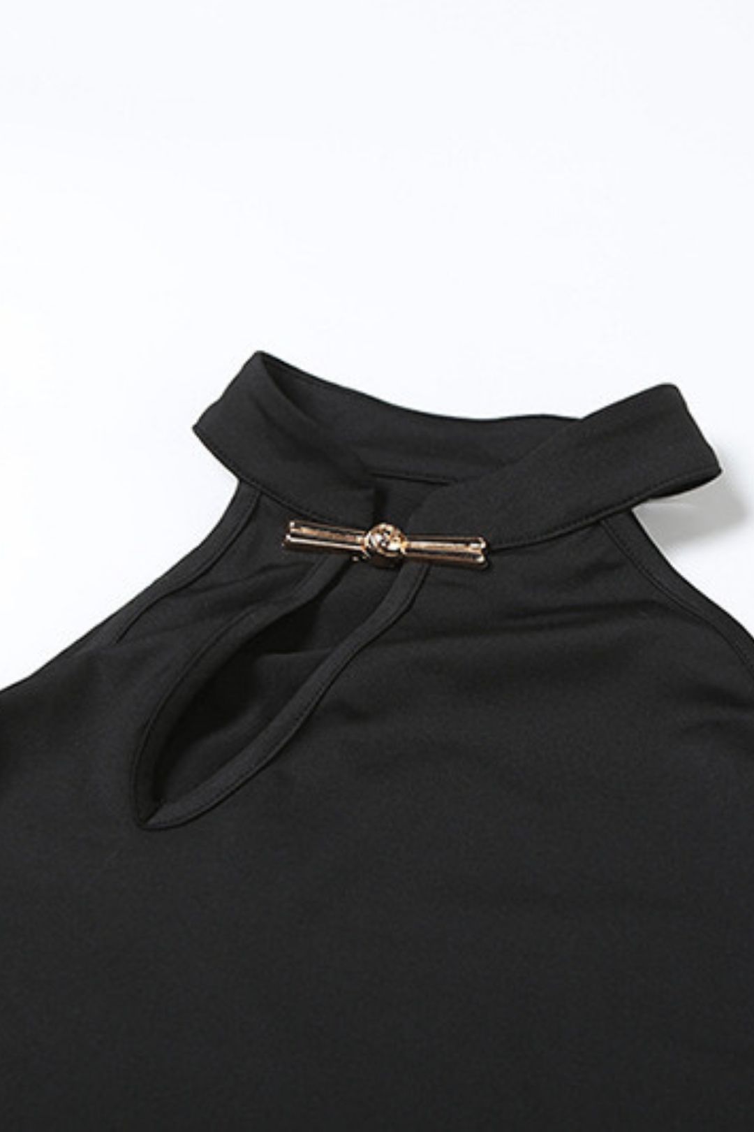 Solidcolorbucklenichesleevelessslim-fitslimmingtop