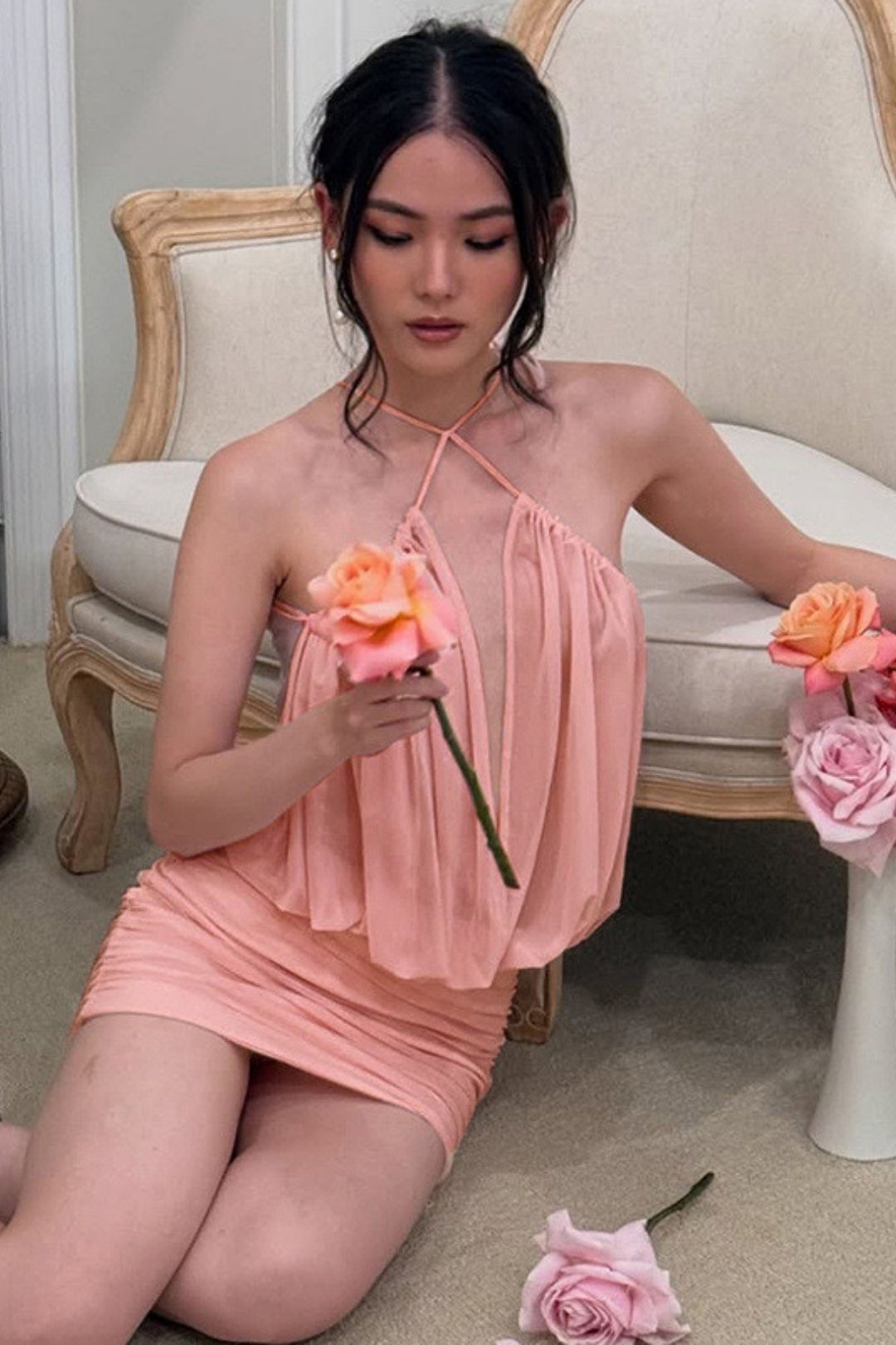 Hanging Neckopen Back Pleated Baghi Dress