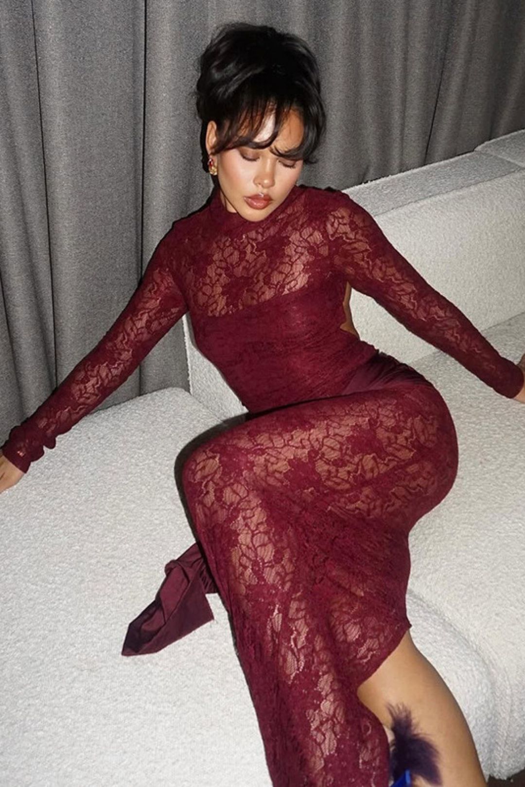 Sexy Lace Splicing Round Neck Long-sleeved Dress