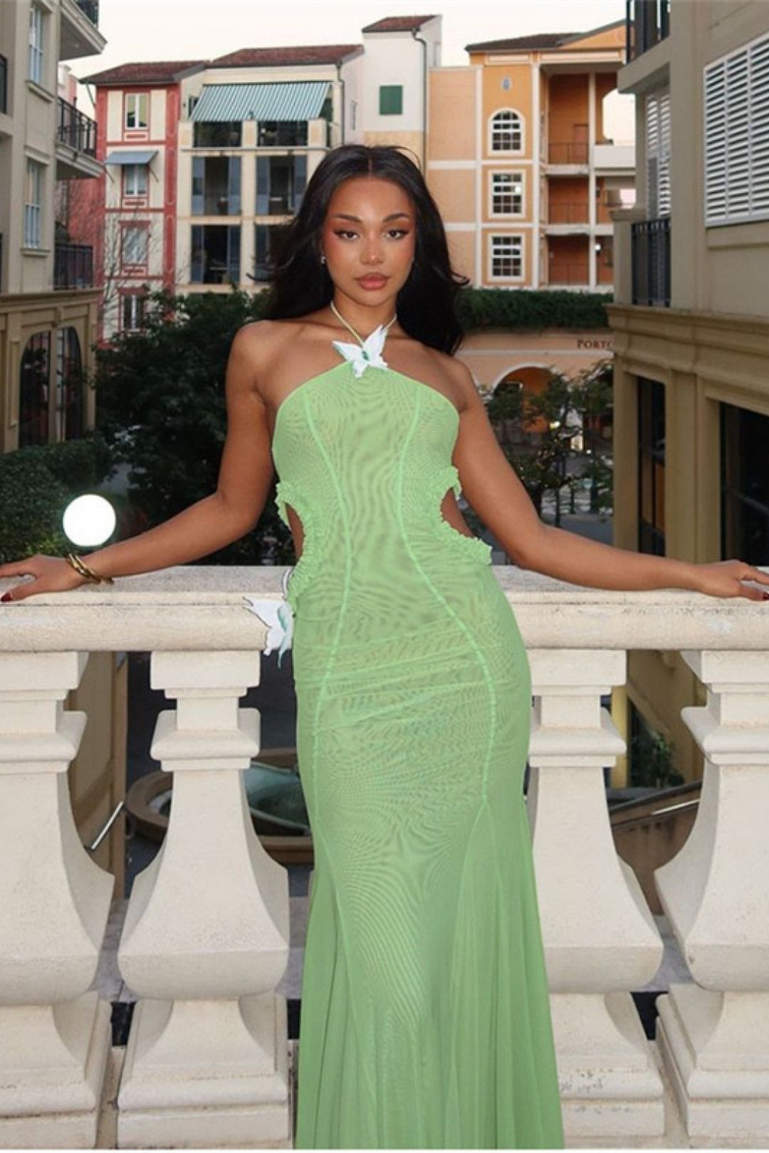 Elegant Sexy Sleeveless Neckoff Waist Slim Skirt Suit