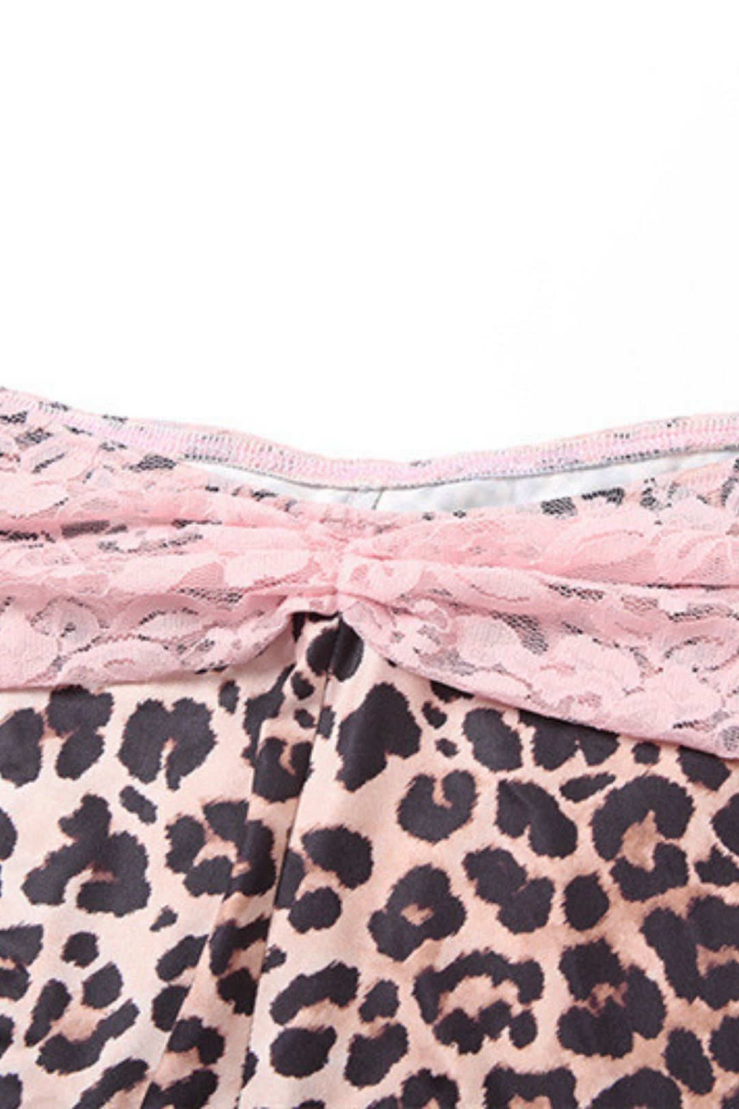 Leopard Print Lace Stitching Navel Vest Shorts Suit