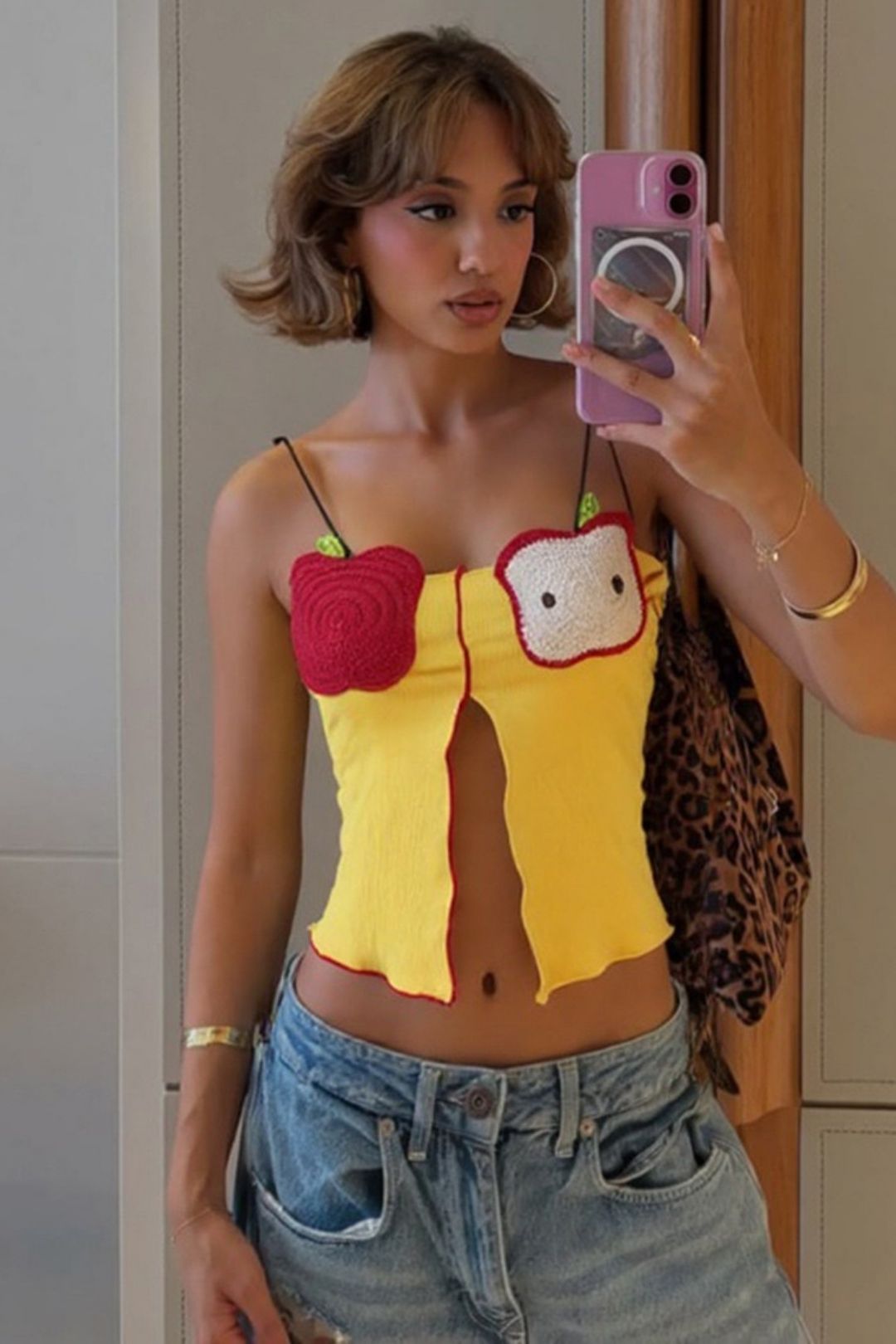 Sexy Sleeveless Navel-baringembroidered High-waist Slim Short Top