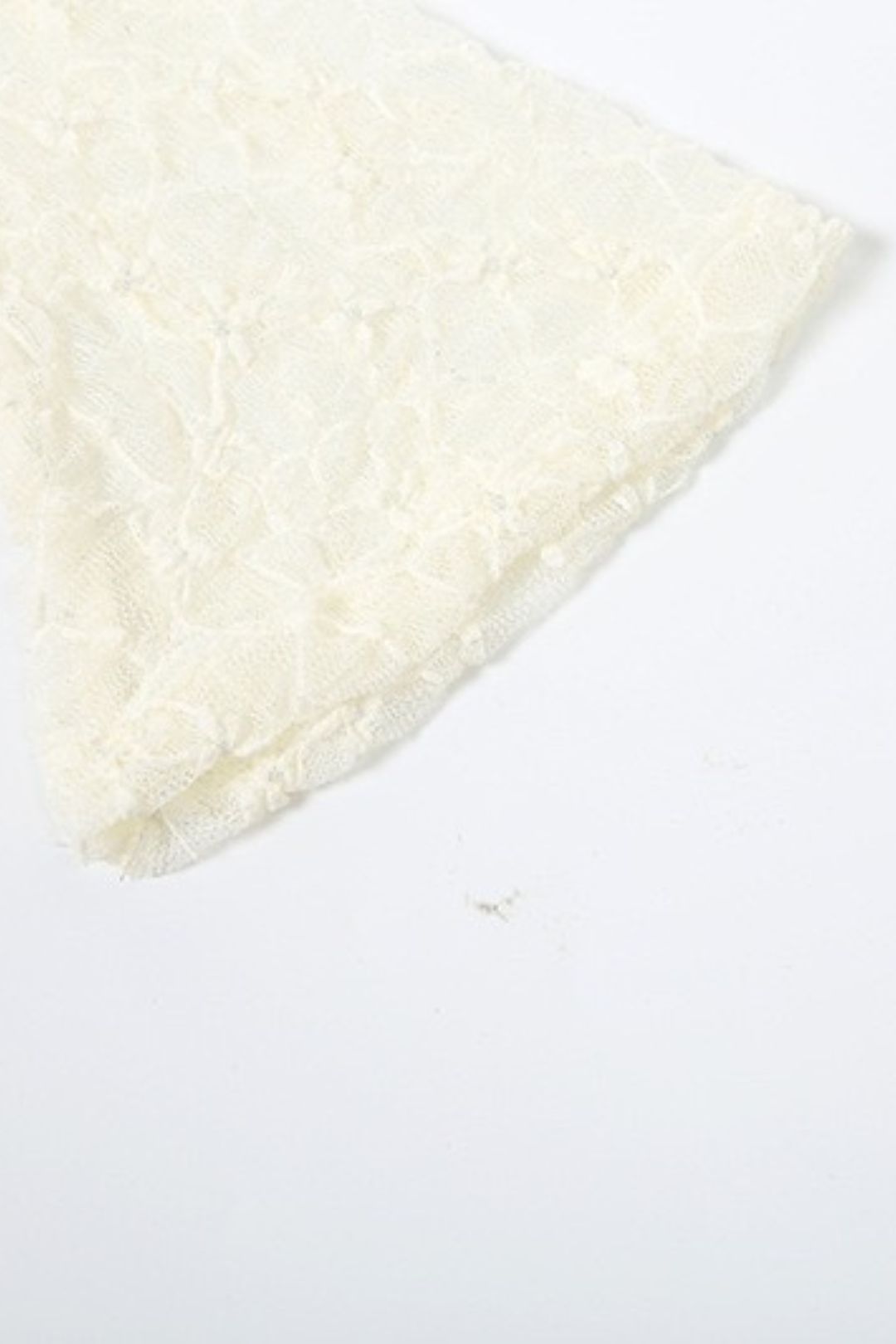 Sexy Lace Cut Out Long-Sleeved Halter Suspender Slim Shorts Three-Piece Set