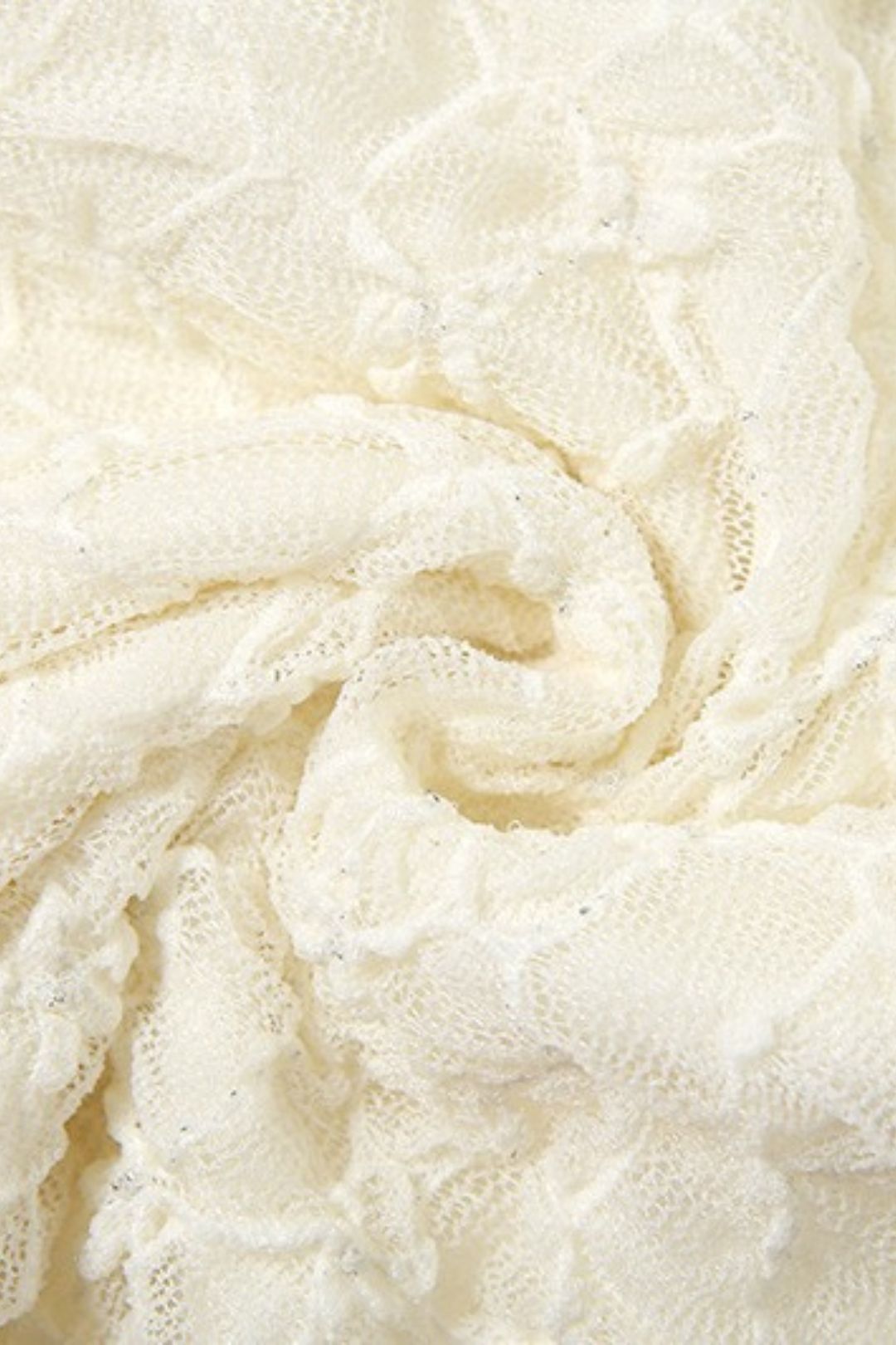 Sexy Lace Cut Out Long-Sleeved Halter Suspender Slim Shorts Three-Piece Set