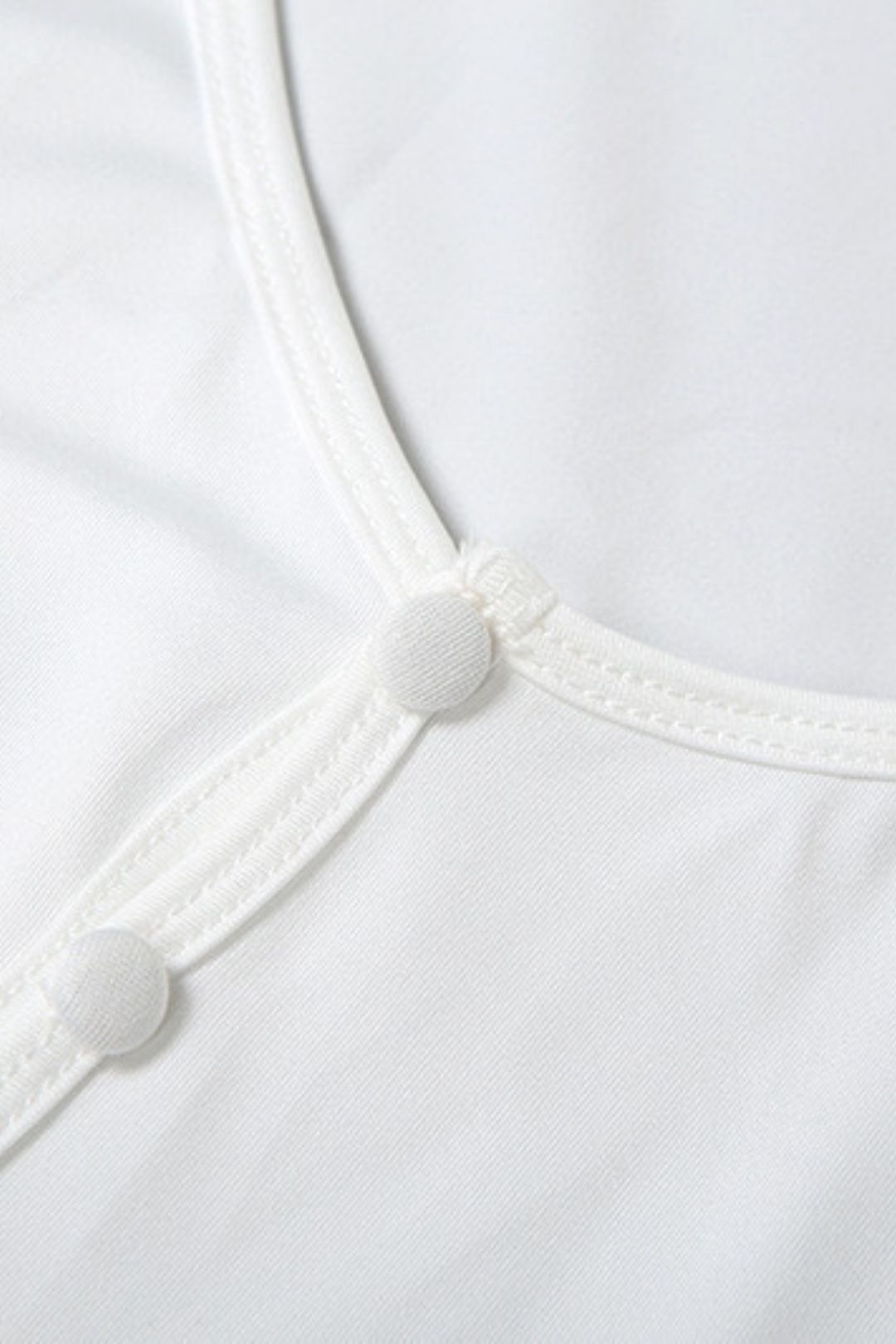 Solid Color Long-Sleeved V Neck Ruffled Slit Dress