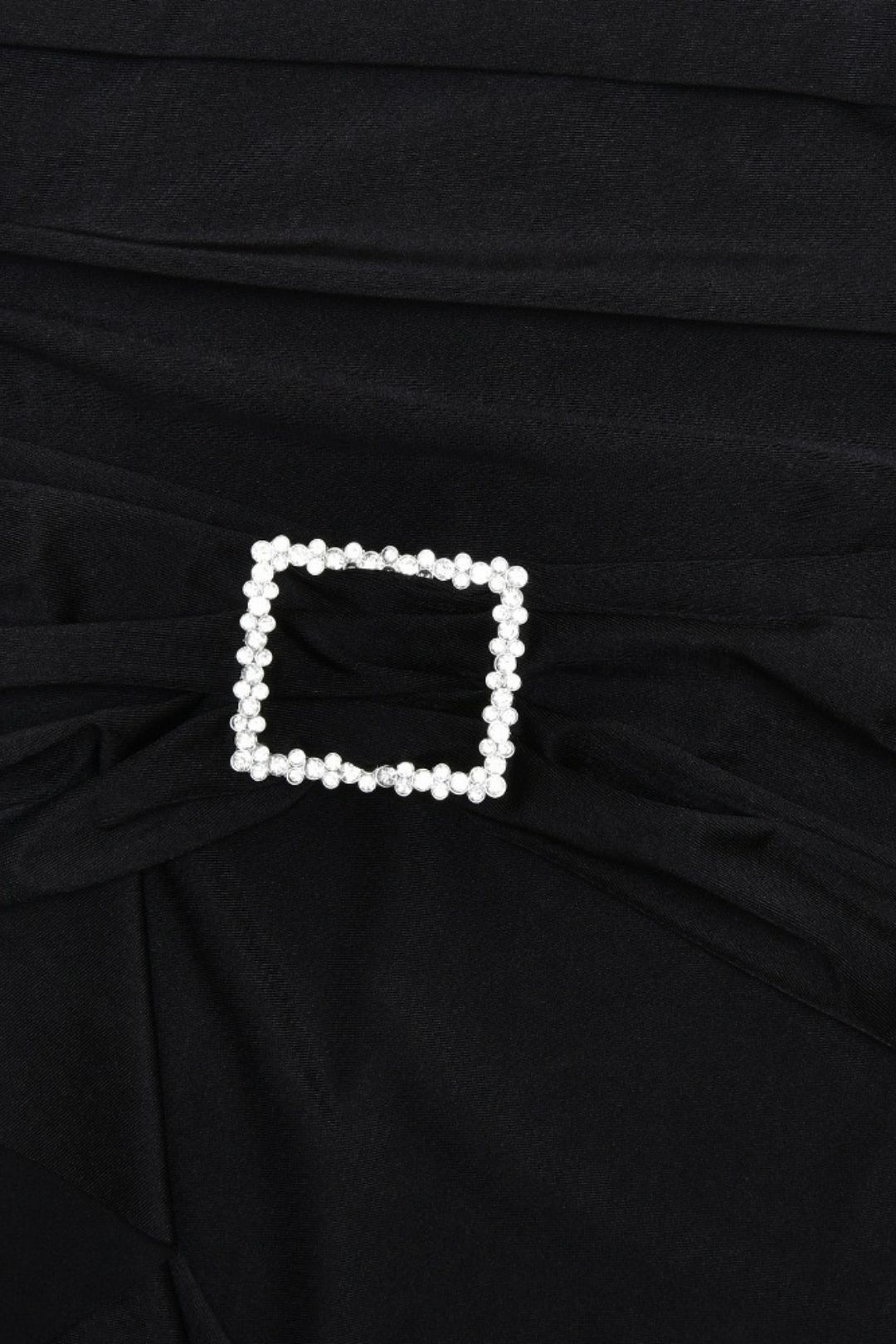 One-Shoulder Pleated Hip-Hugging Dress