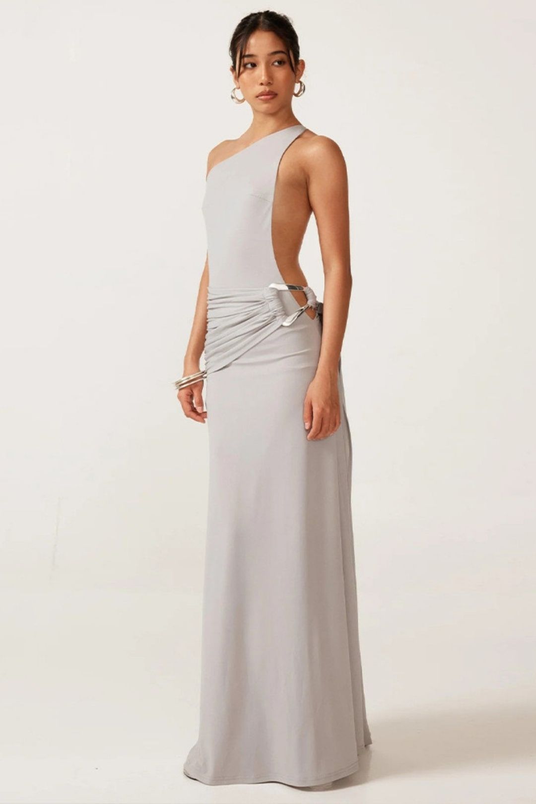 Elegant And Fashionable Sloping Shoulder Backless Metal Dress