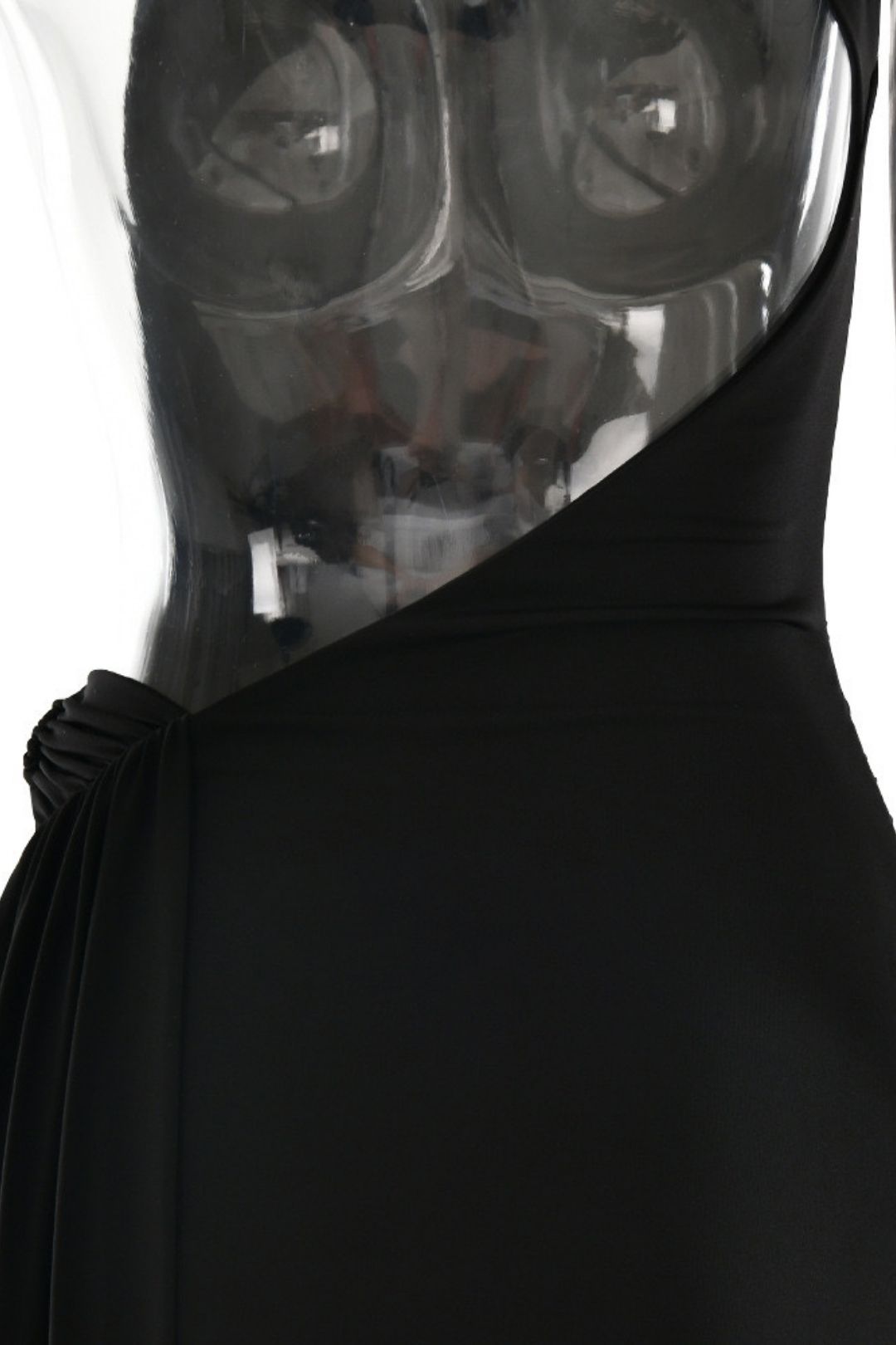 Elegant And Fashionable Sloping Shoulder Backless Metal Dress