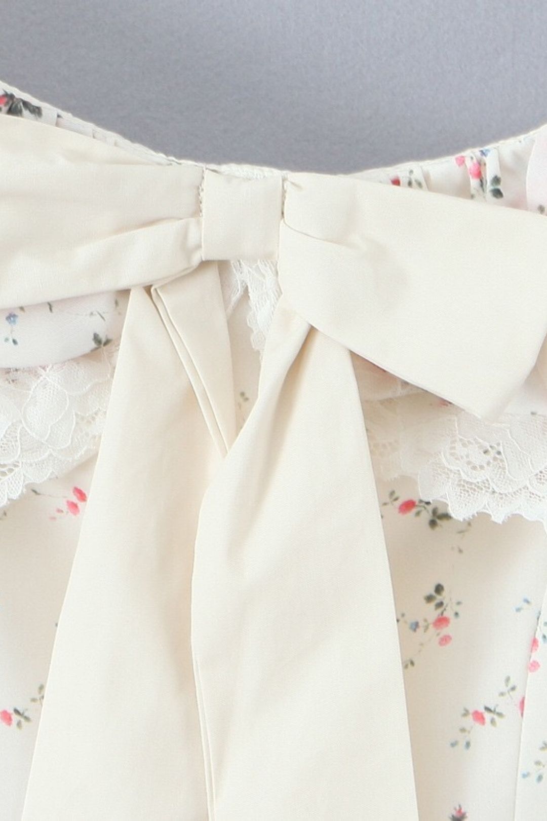 Lace Splicing Short Off-the-shoulder Dress