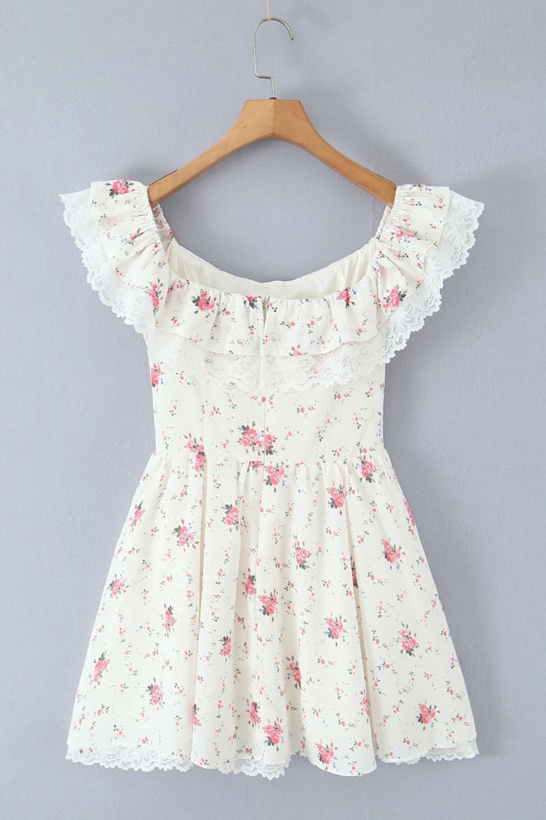 Lace Splicing Short Off-the-shoulder Dress