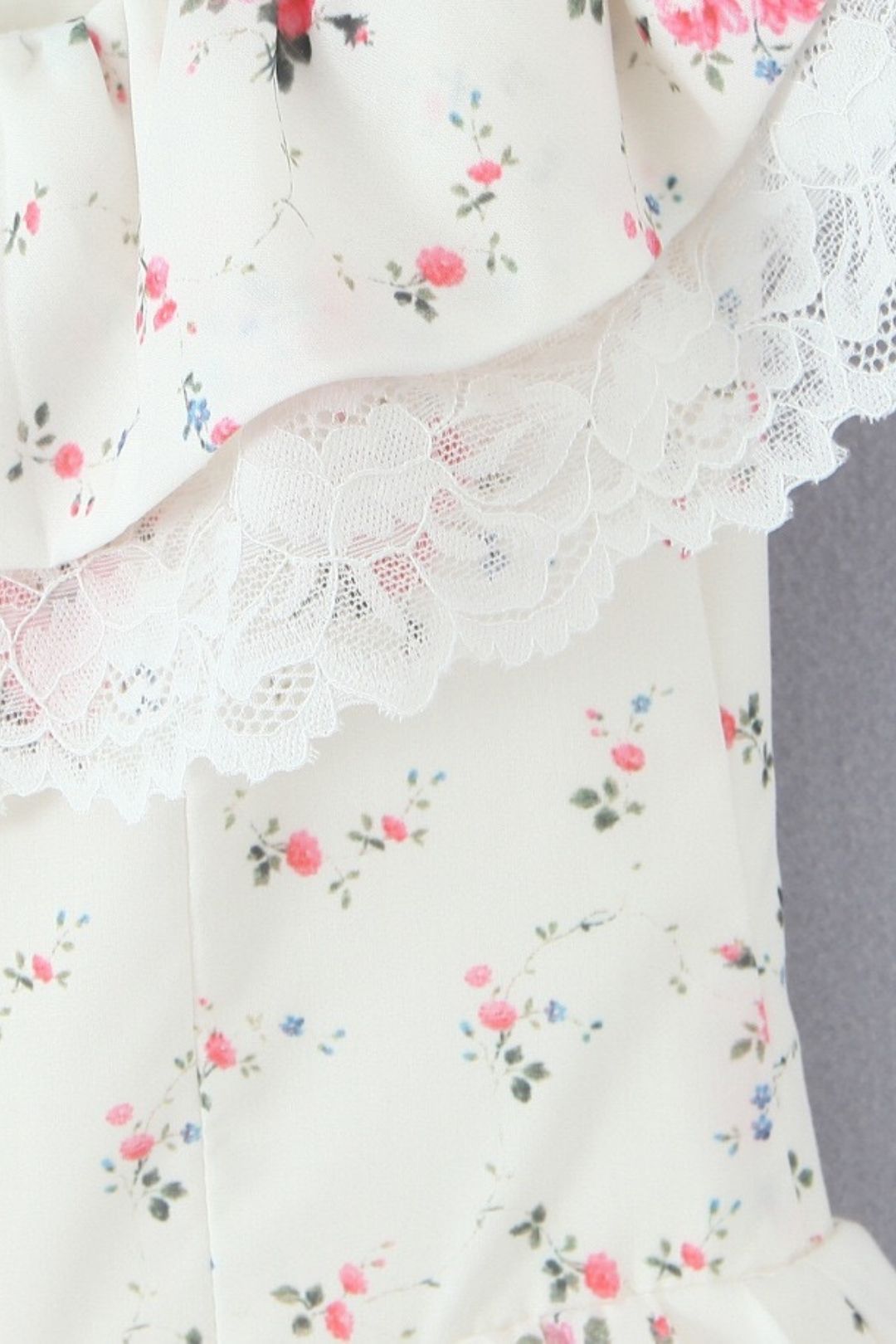 Lace Splicing Short Off-the-shoulder Dress