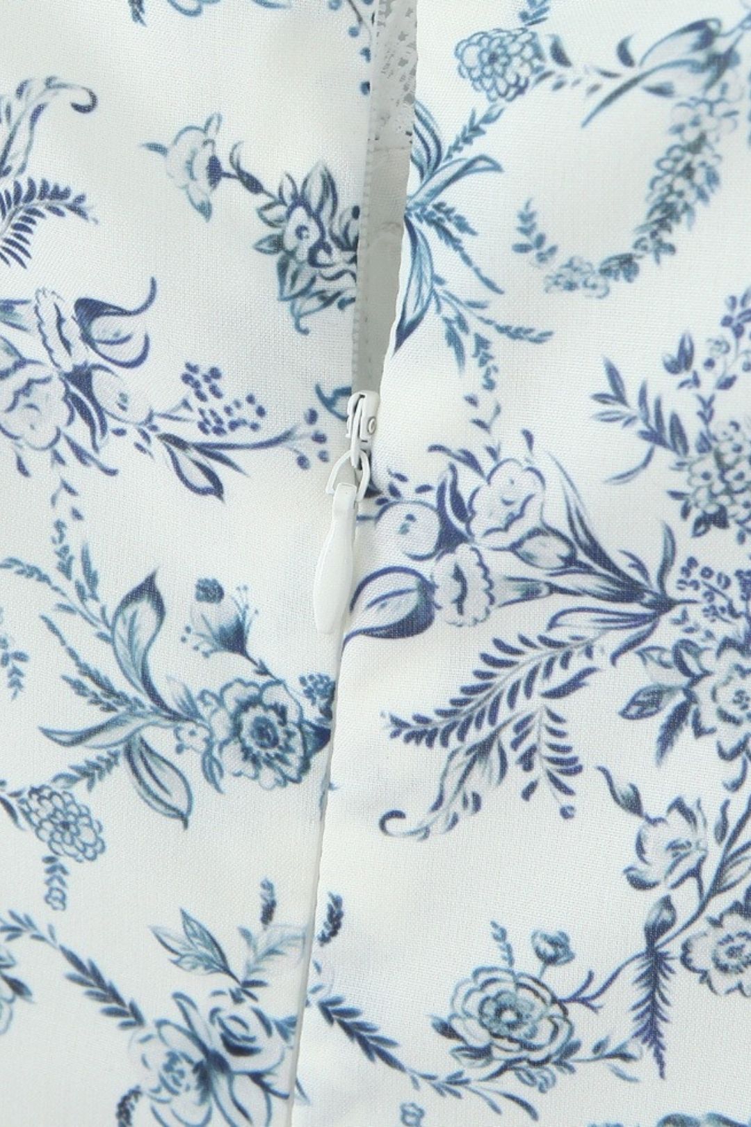 Sexy Deep V Retro Lace Splicing Mini Dress