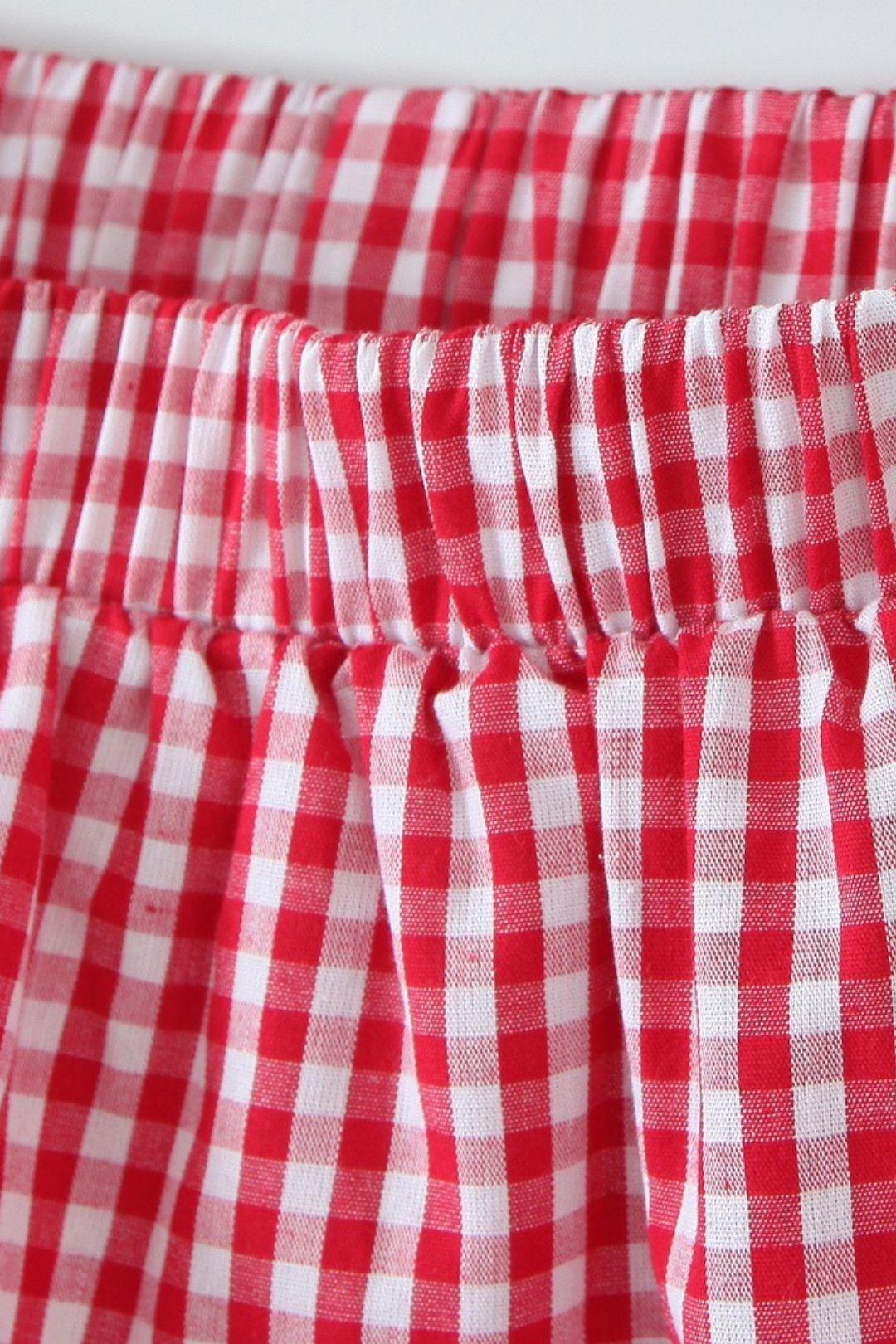 Lace Edge Sleeveless Top Flower Bud Shorts Set