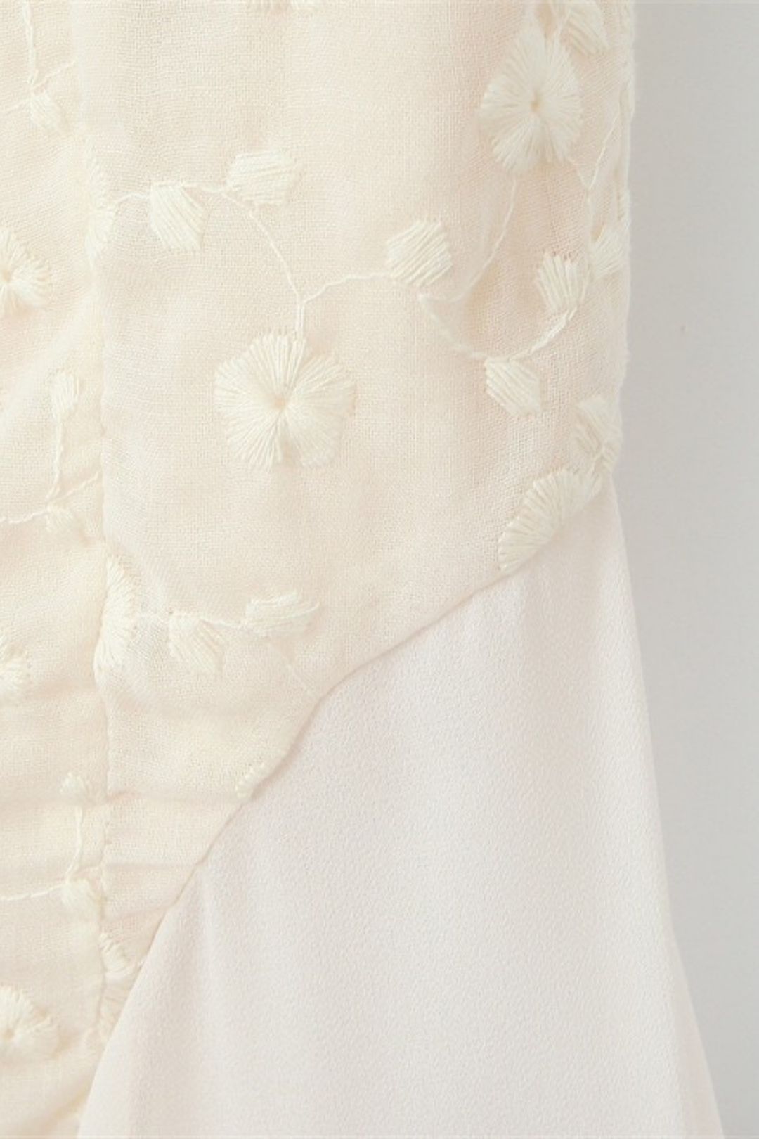 Embroidered Chiffon Patchwork Suit Unique Wood Ear Edge Camisole High Waist Sexy Hip Skirt