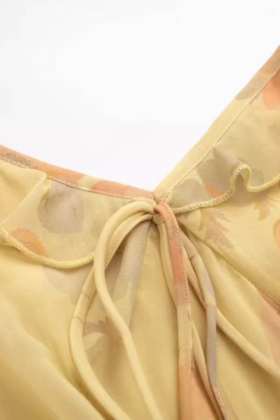 V-neck Retro Ruffle Sexy Backless Suspender Dress