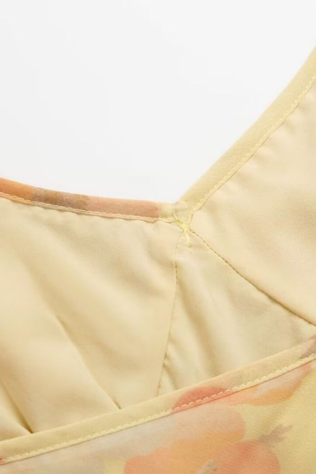 V-neck Retro Ruffle Sexy Backless Suspender Dress