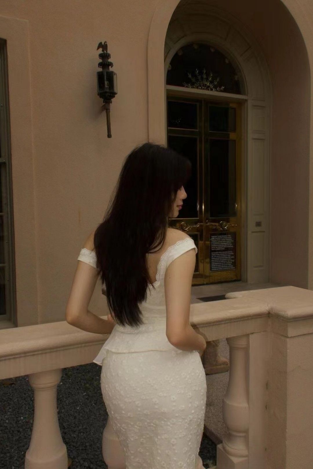 Embroidered Cotton Vest Lace Top/High Waist Fishtail Splicing Skirt