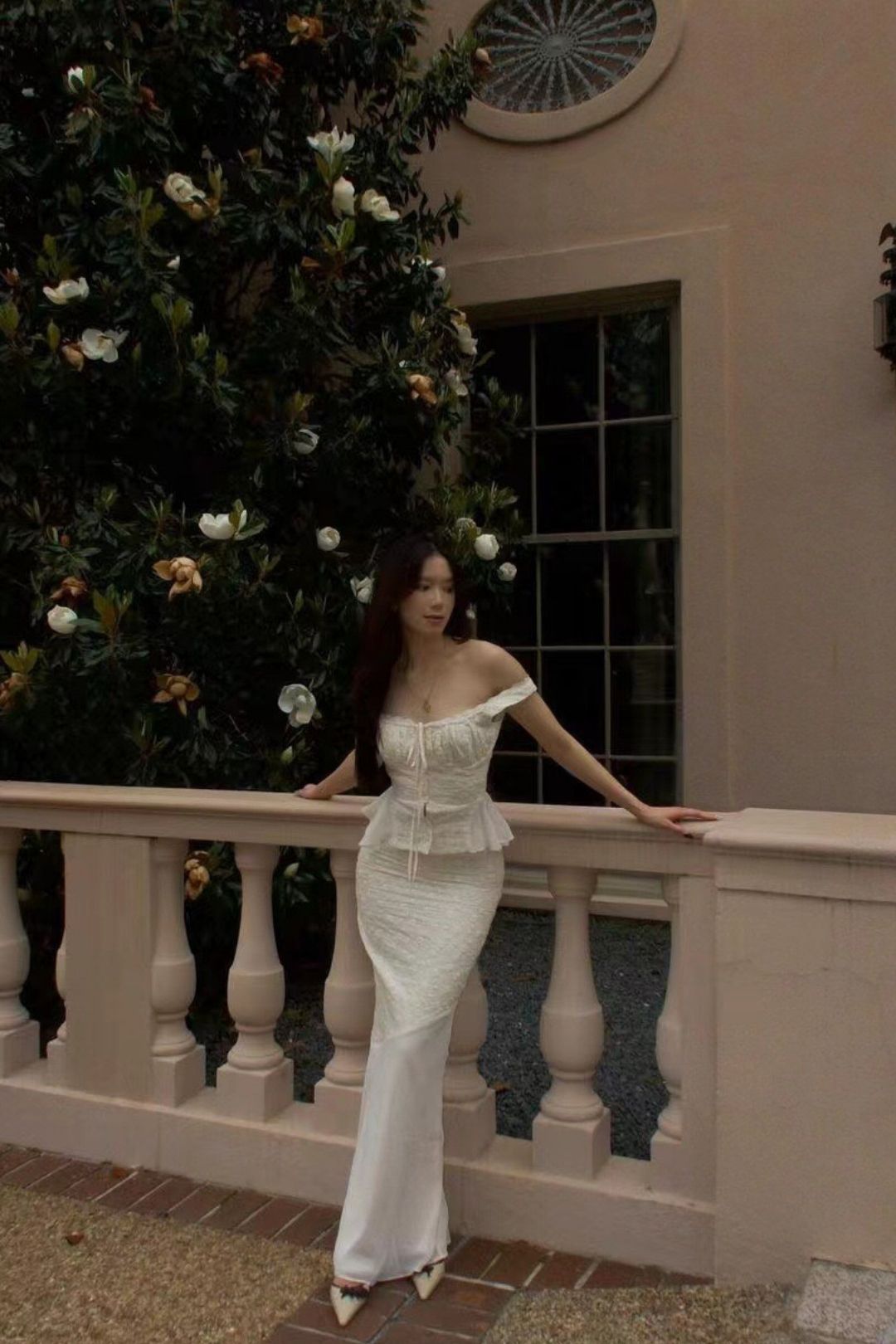 Embroidered Cotton Vest Lace Top/High Waist Fishtail Splicing Skirt