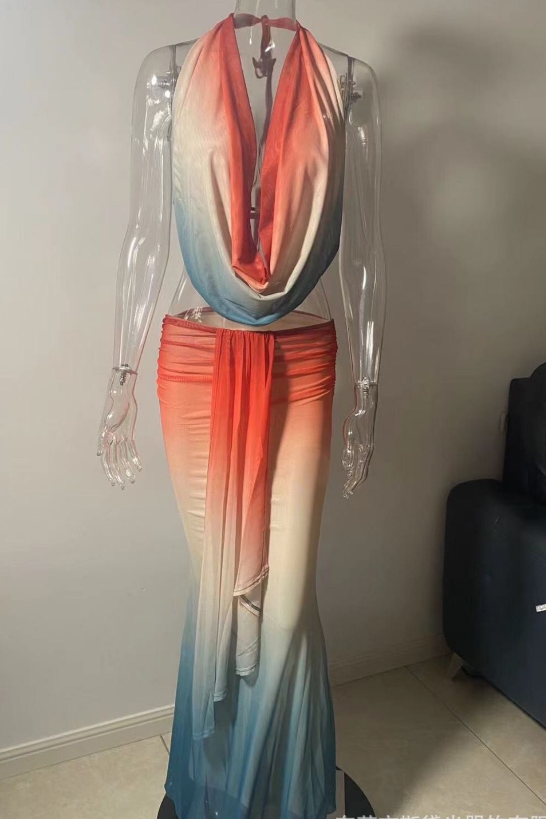 Halter Neck Top + Fishtail Skirt Two-piece Suit