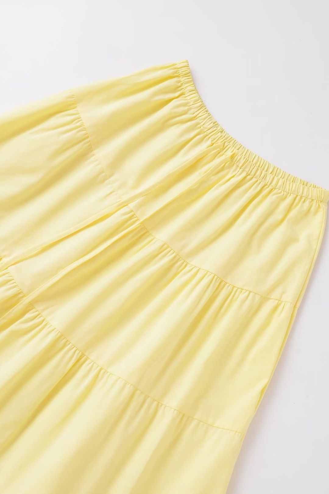 Versatile Layered Splicing Mid-Waist Skirt