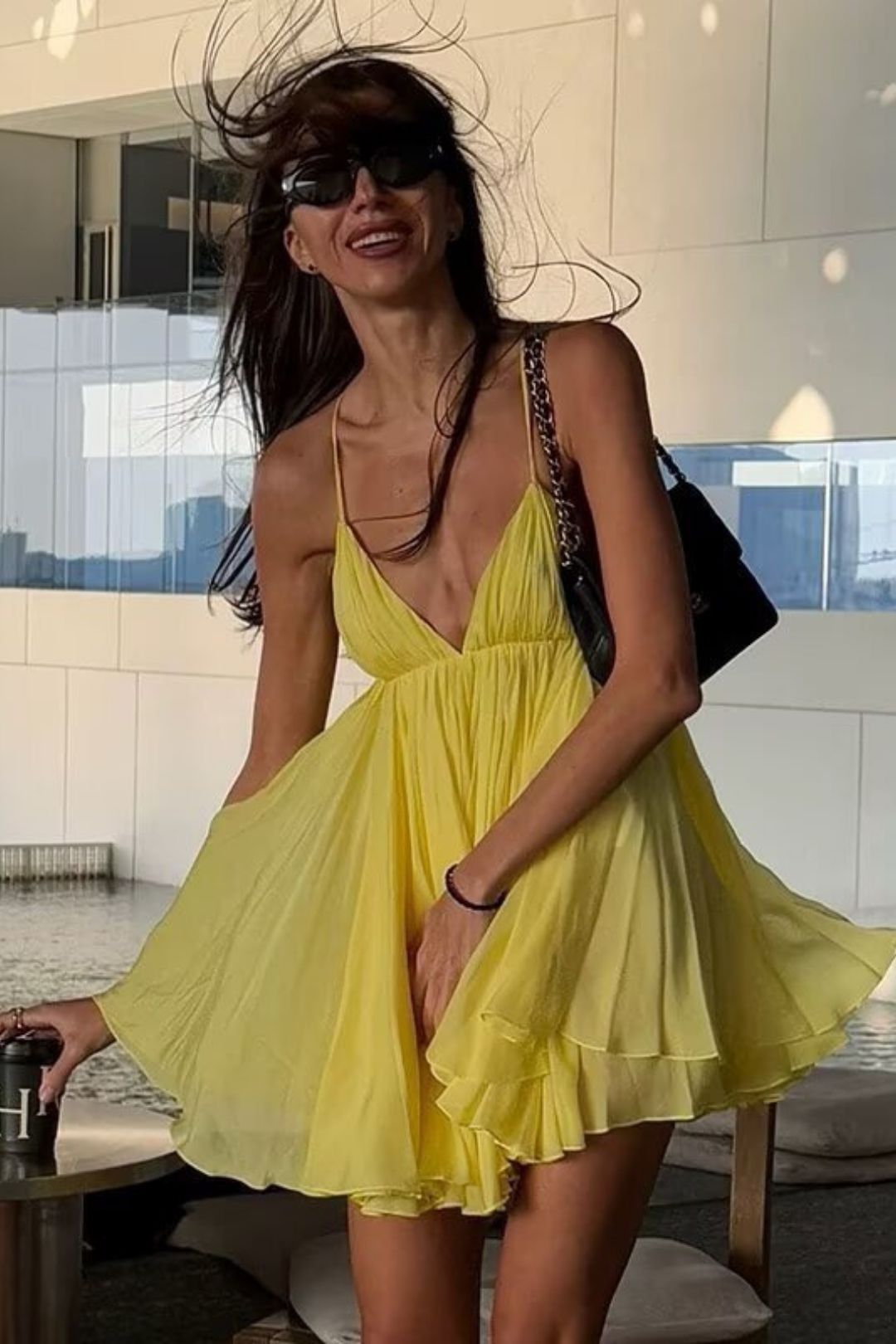 Sleeveless V-neck Halter-back Skirtdress