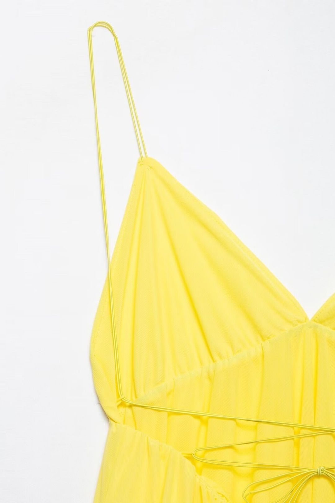 Sleeveless V-neck Halter-back Skirtdress