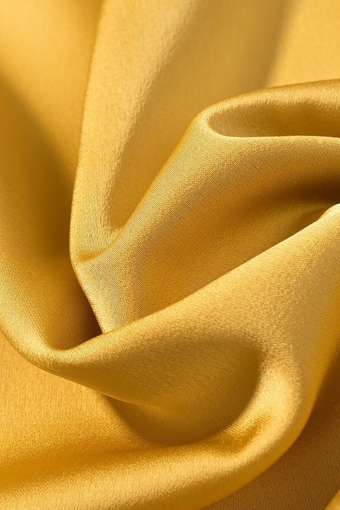 Niche Design Diamond Flower Decoration Halter Neck Dress