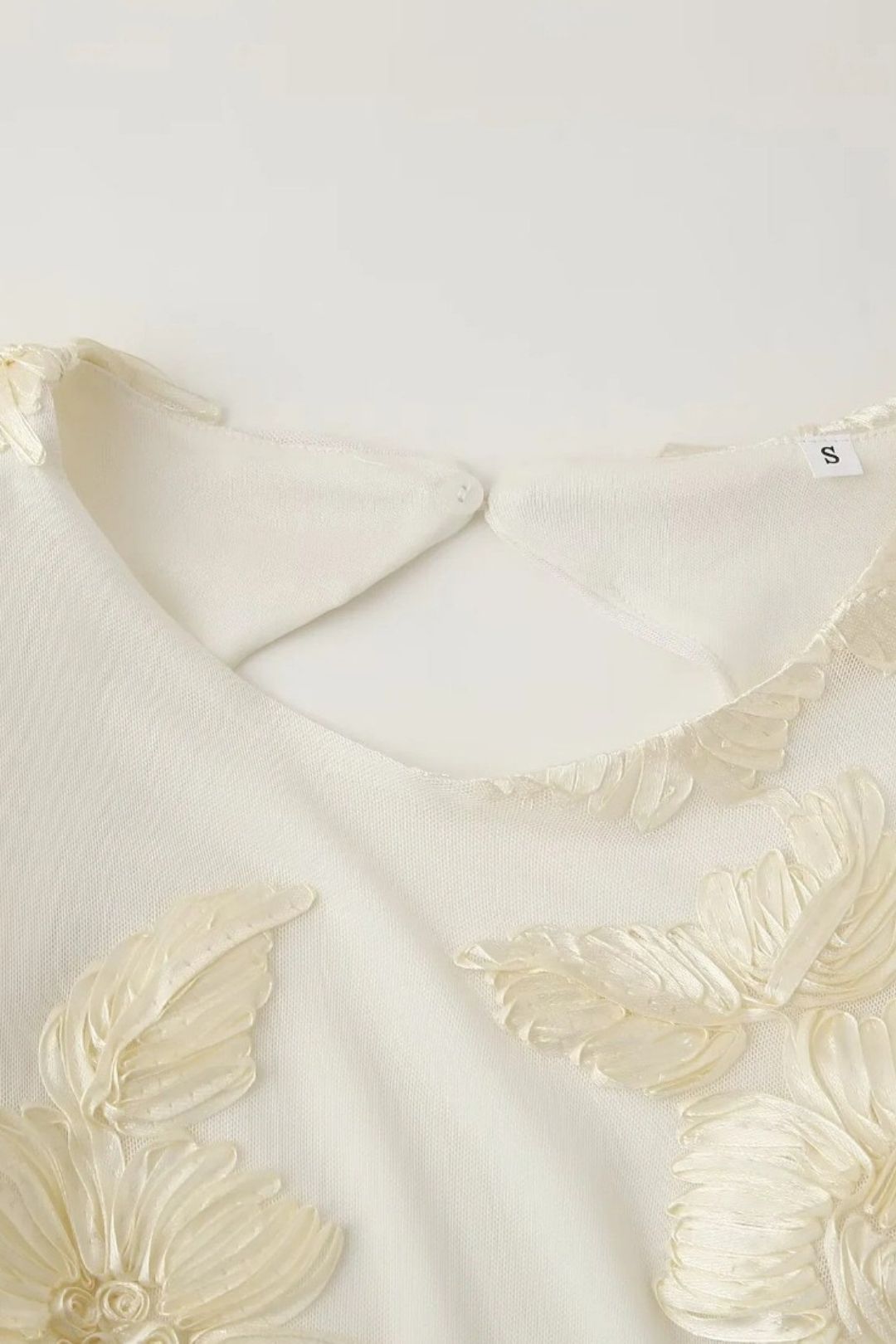 Sexy Dark Pattern Embossed Slim Fit Trumpet Sleeve Dress