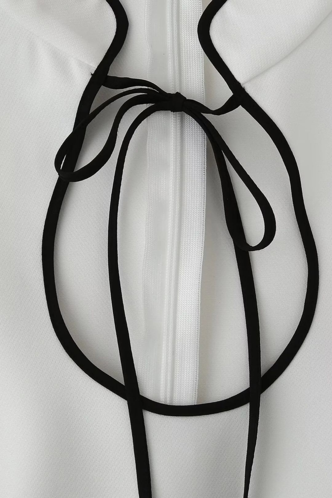 Fashionable Long-sleeved Stand-collar Tie Dress