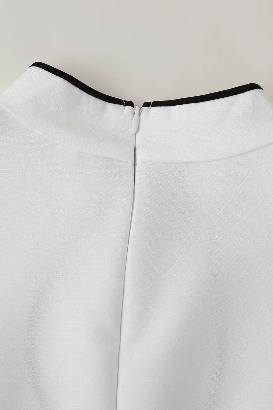 Fashionable Long-sleeved Stand-collar Tie Dress