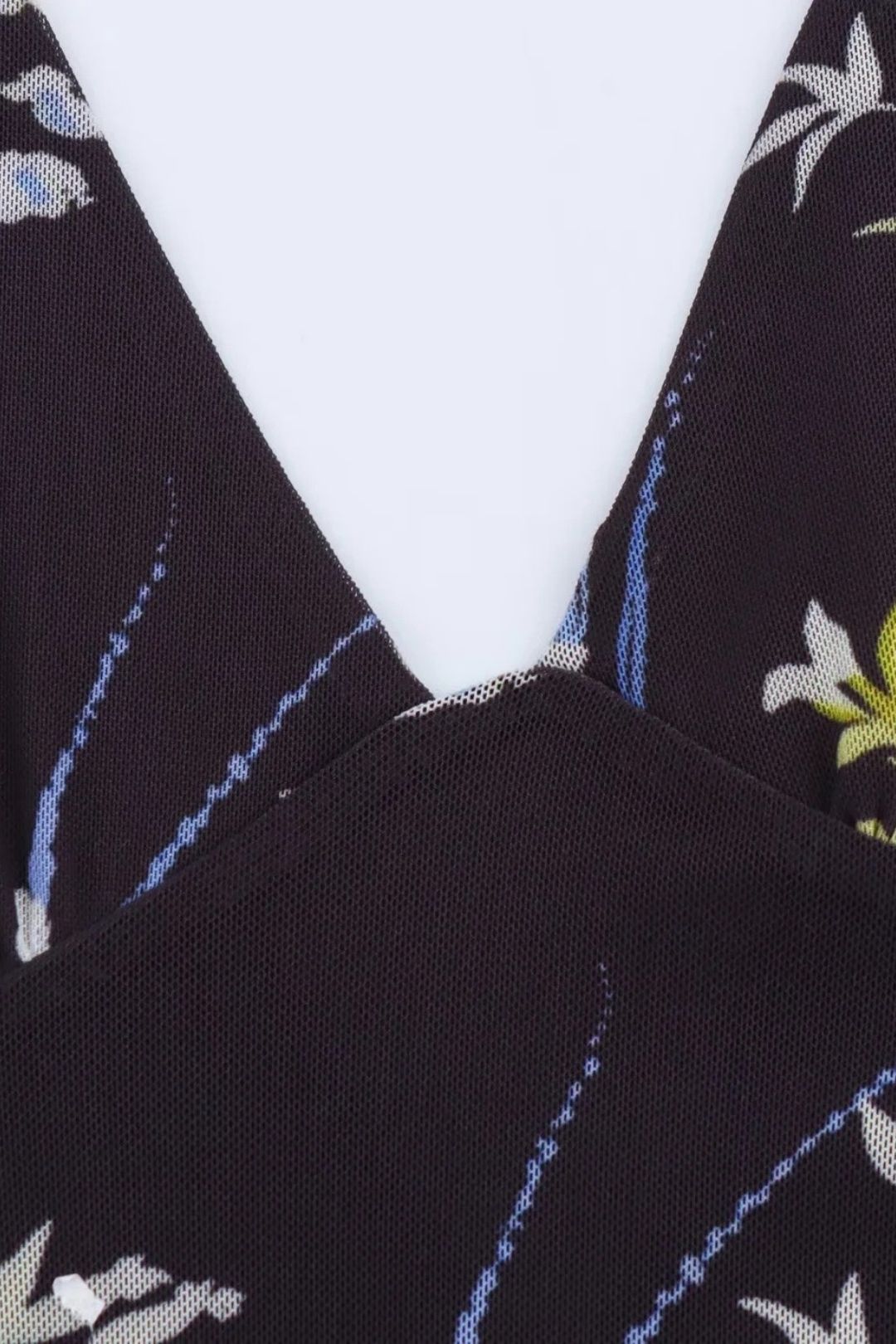 Fashionable Floral Background Sleeveless Waist Dress