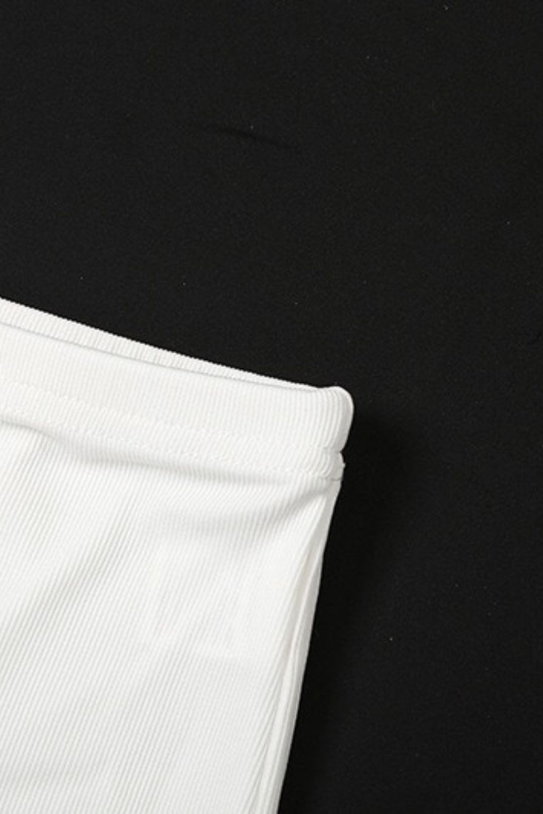 Sexy V-neck Long-sleeved Top And High-waisted Hip-lifting Shorts Casual Suit