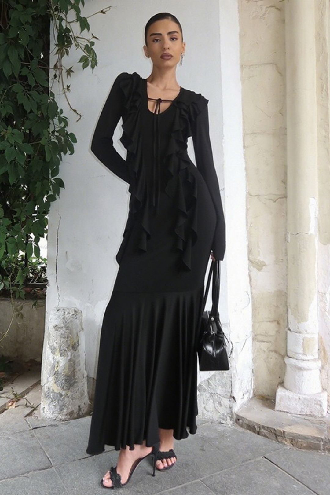 Elegant Slim-fit Hip-hugging Ruffle Long Sleeve Dress