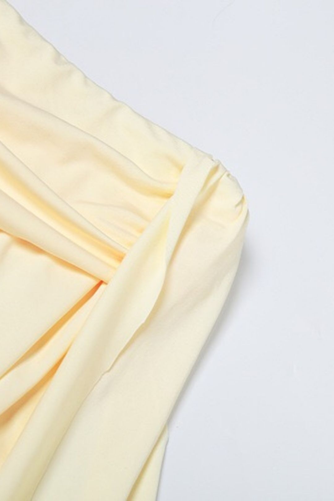 Sexy Backless Halter Neck Top, Slim-fit Printed Long Skirt Three-piece Set