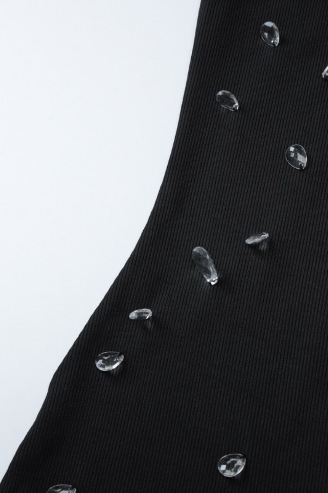 Slim-fitting, Beaded Sleeveless Bodycon Dress