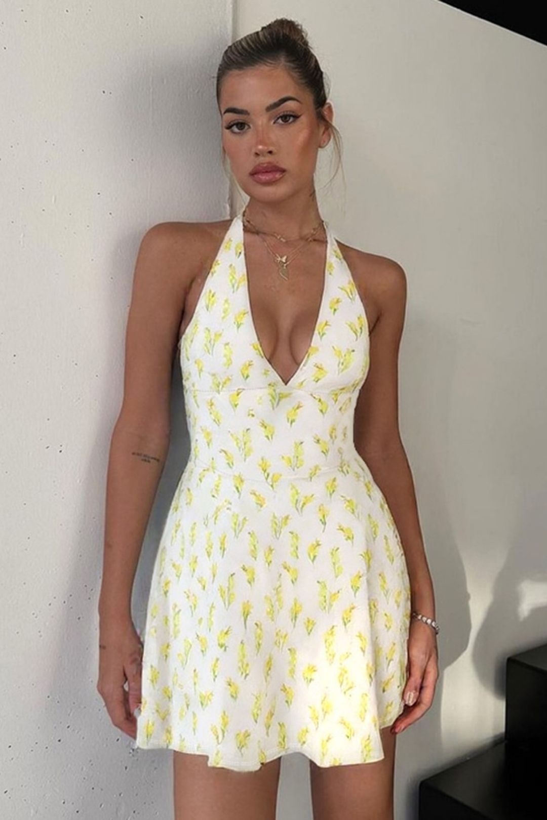 Print Chiffon Halter Neck V-Neck Backless Short Dress