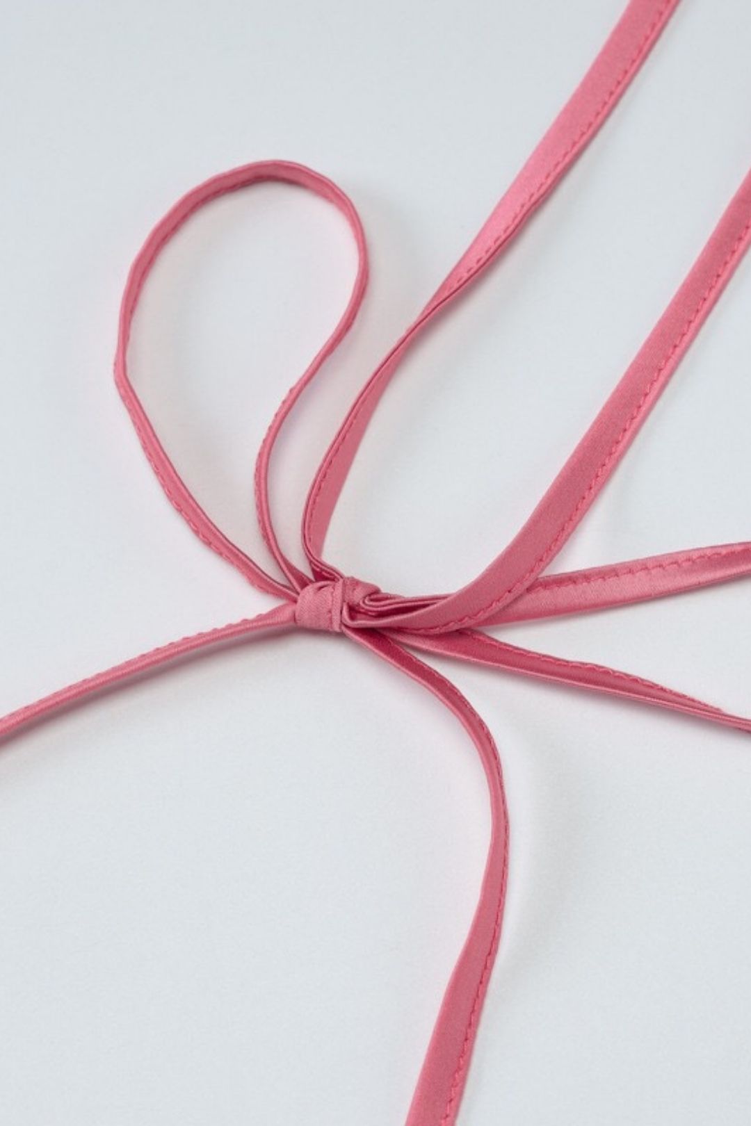 Sexy And Alluring Deep V-neck Lace-trimmed Halter Neck Strapless Backless Dress