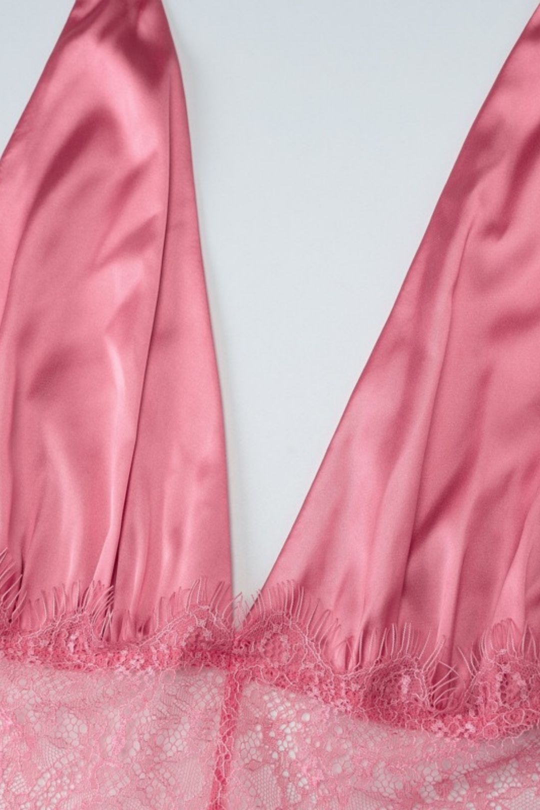 Sexy And Alluring Deep V-neck Lace-trimmed Halter Neck Strapless Backless Dress