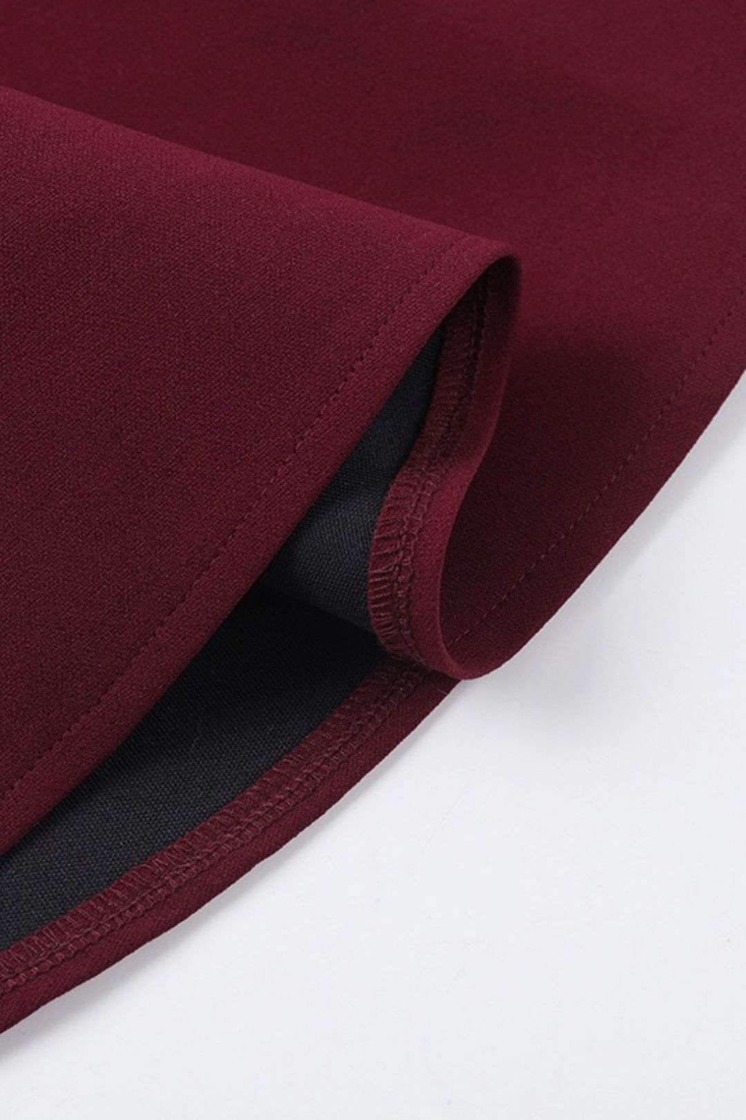 Elegant, Slim-fitting, Bust-enhancing, Waist-cinching A-line Long-sleeved Dress.