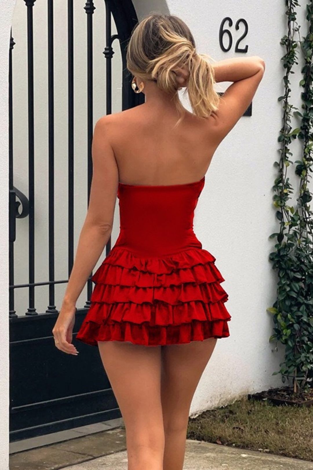 Sexy Backless Slim-Fit Cake Dress