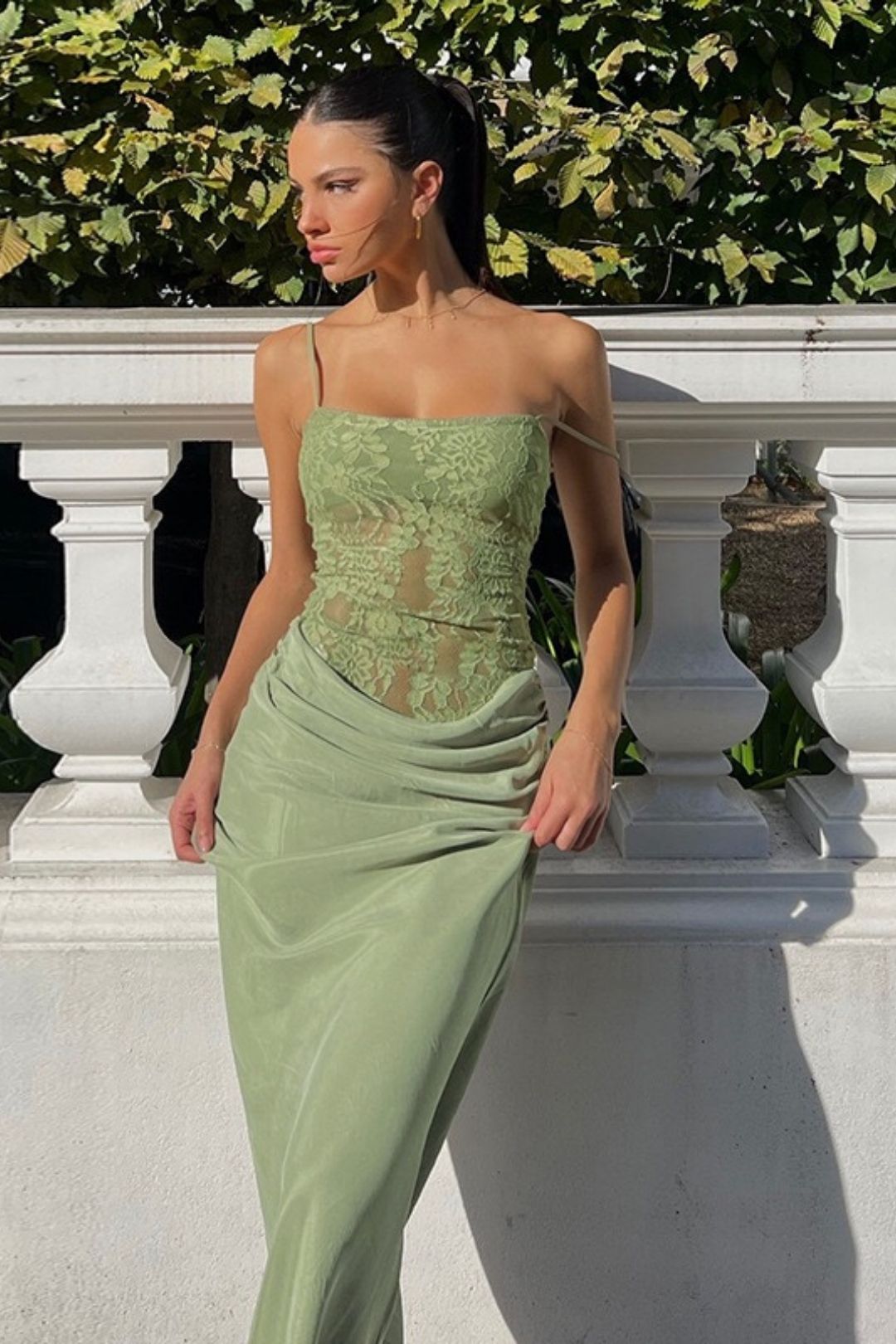 Sexy Lace Slim Fit Dress Hot Girl Waist-cinching  Long Dress