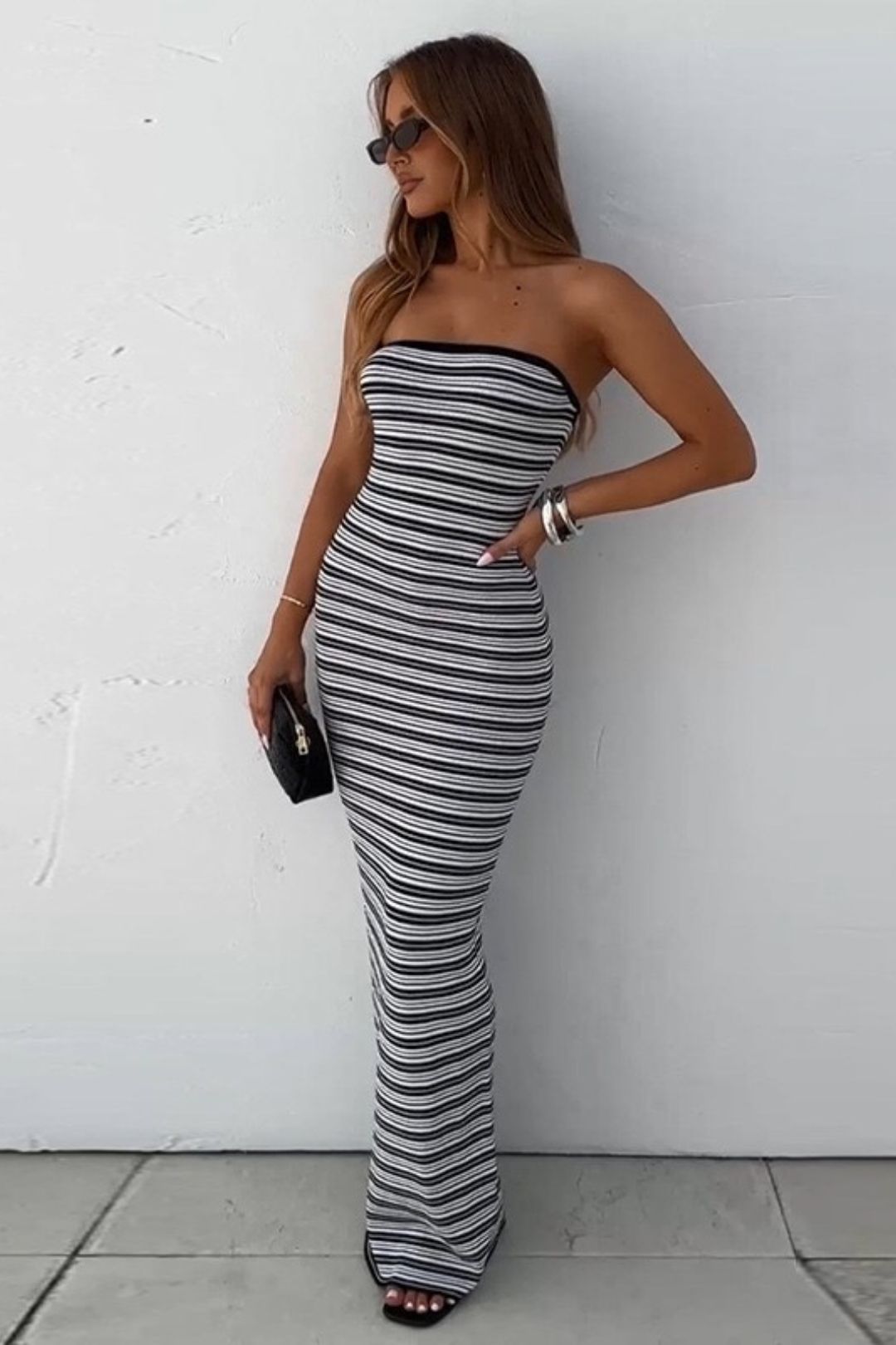 Elegant Waist-cinching Bodycon Dress