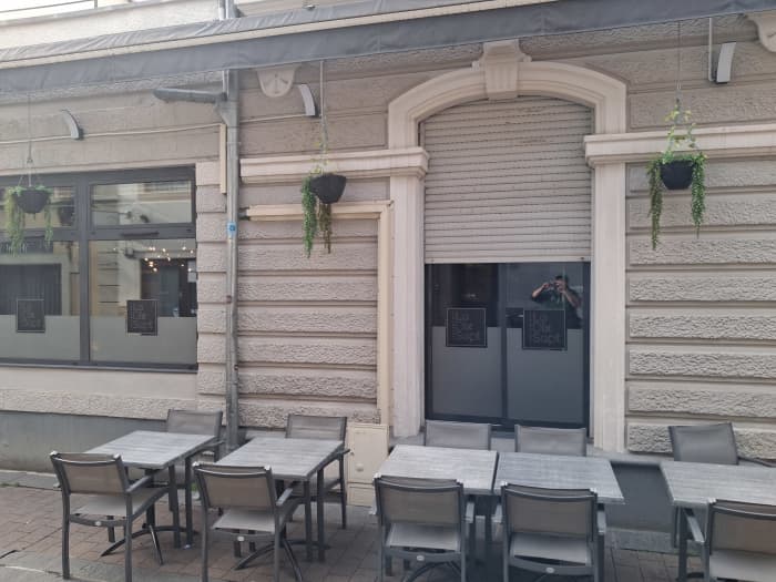 Terrasse extérieure Le 17