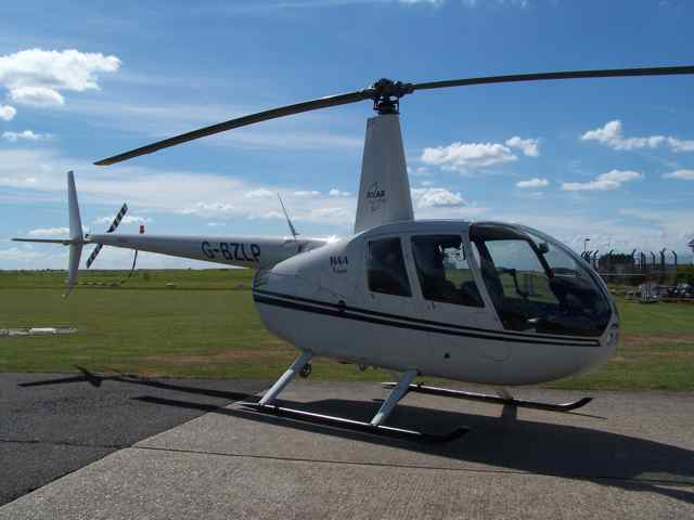 20 min Helicopter Flight Experience - Robinson R44