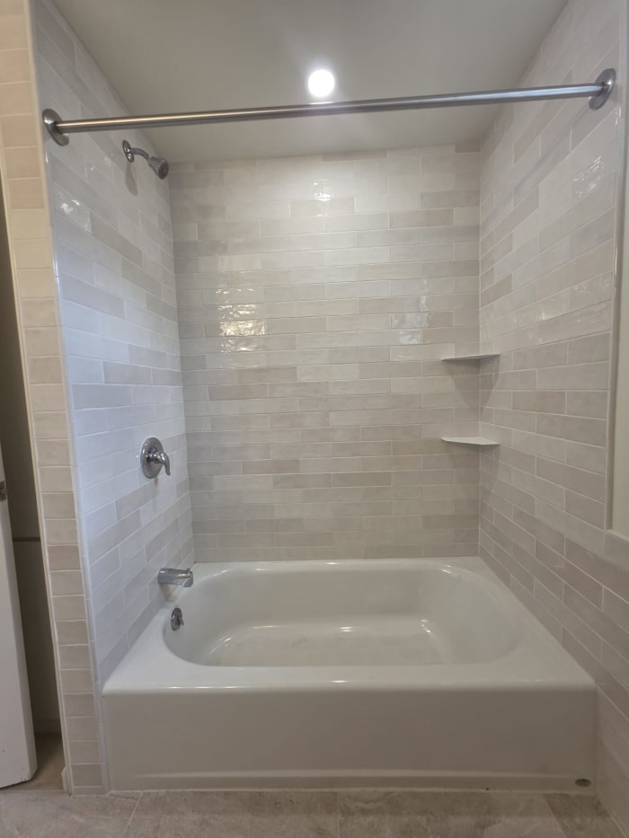 Bathroom Reconstruction — después