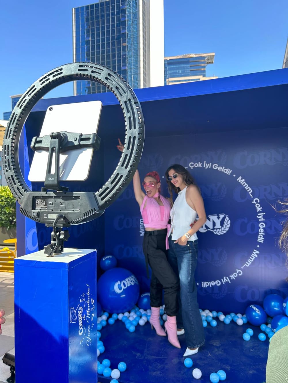 PHOTOBOOTH - Kurumsal Etkinlik ve Marka Aktivasyon Çözümleri | MetasoftCo